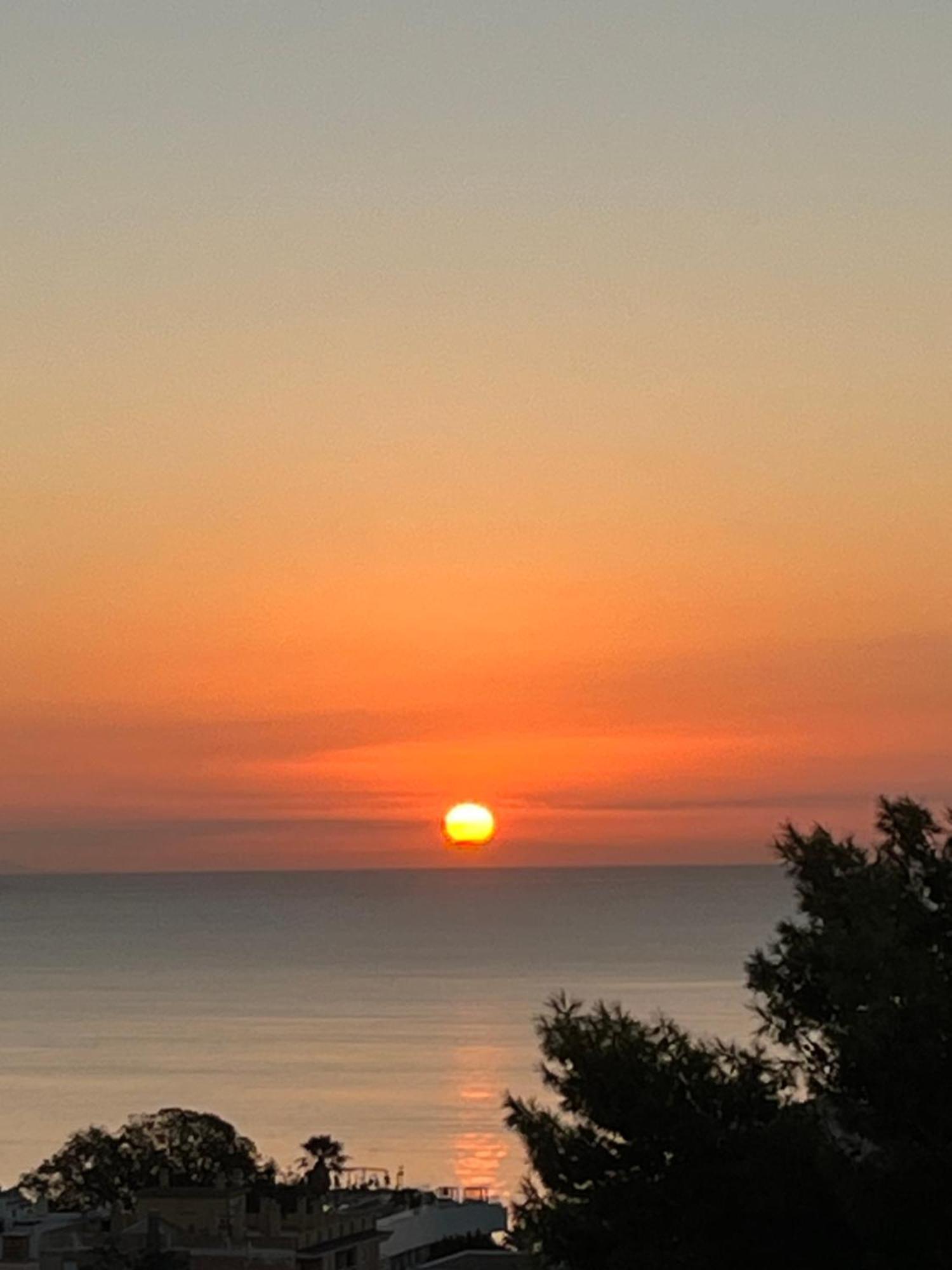 Sol Y Paz Apartment Torremolinos Ngoại thất bức ảnh